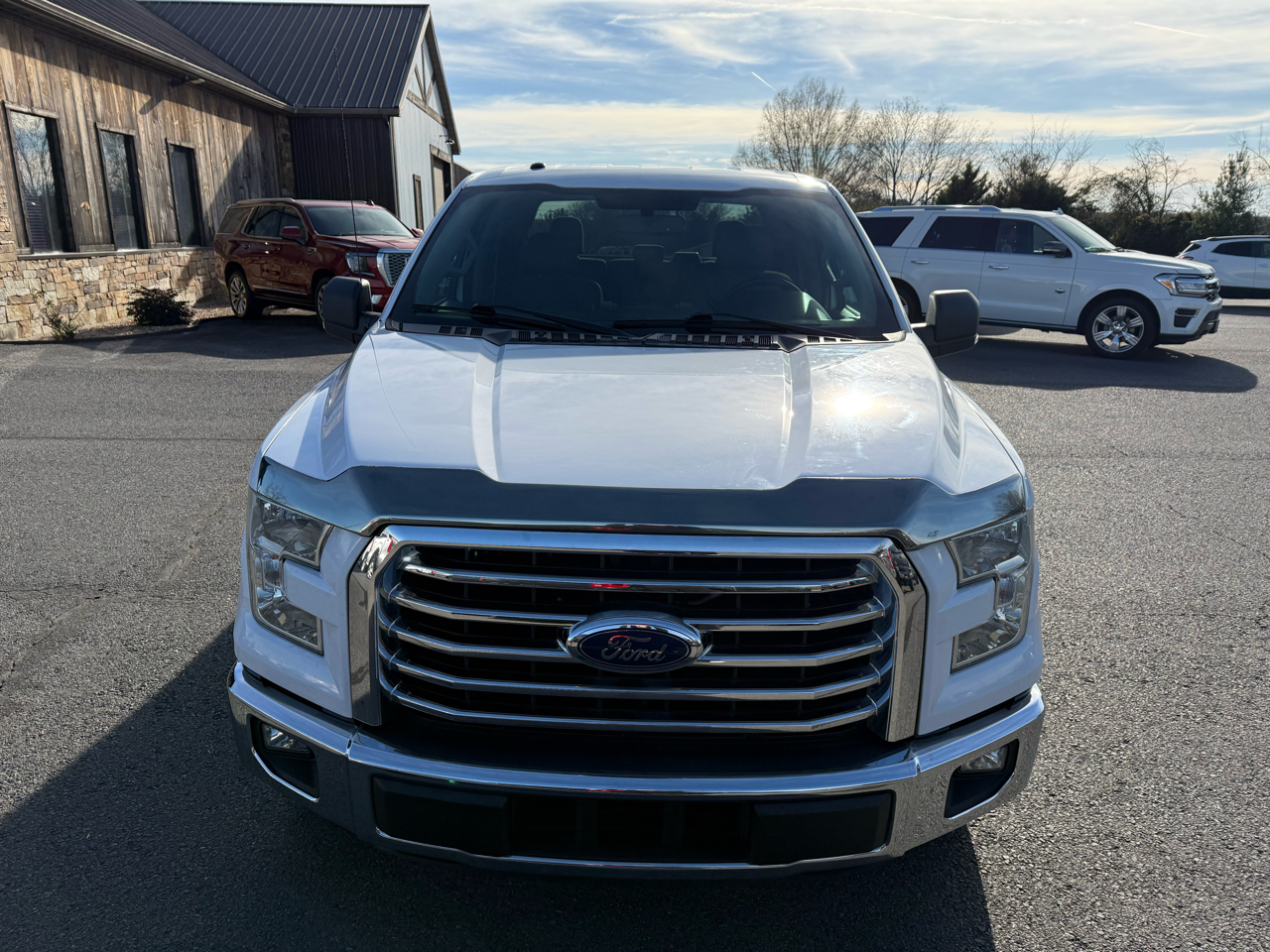 Ford F-150 XLT SuperCrew 2WD 2015