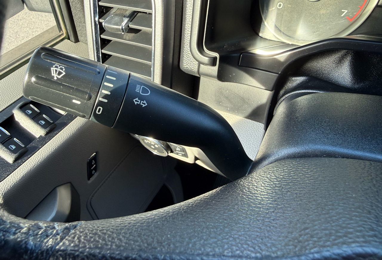 Ford F-150 XLT SuperCrew 2WD 2015