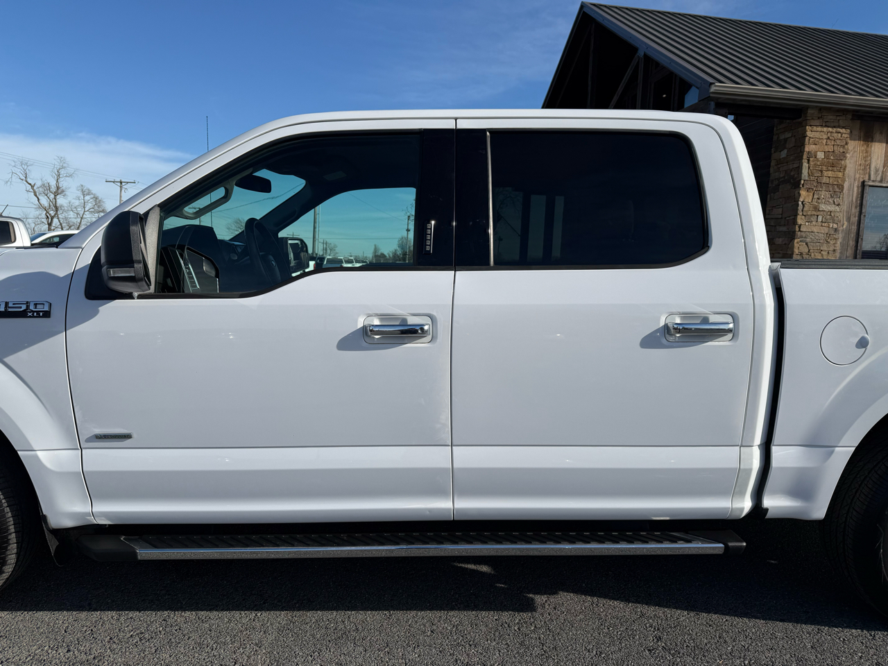 Ford F-150 XLT SuperCrew 2WD 2015