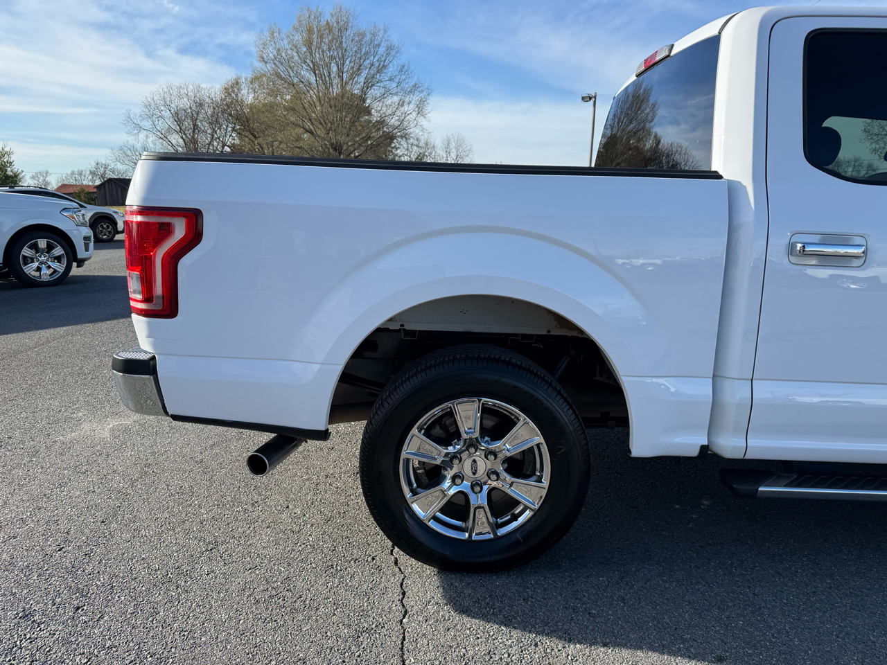 Ford F-150 XLT SuperCrew 2WD 2015