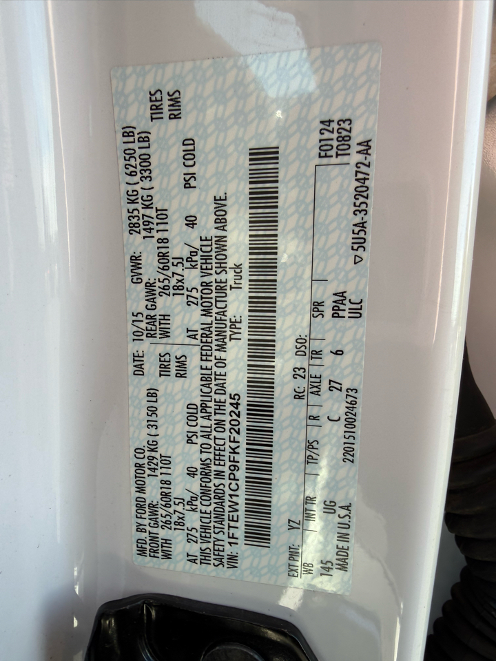 Ford F-150 XLT SuperCrew 2WD 2015