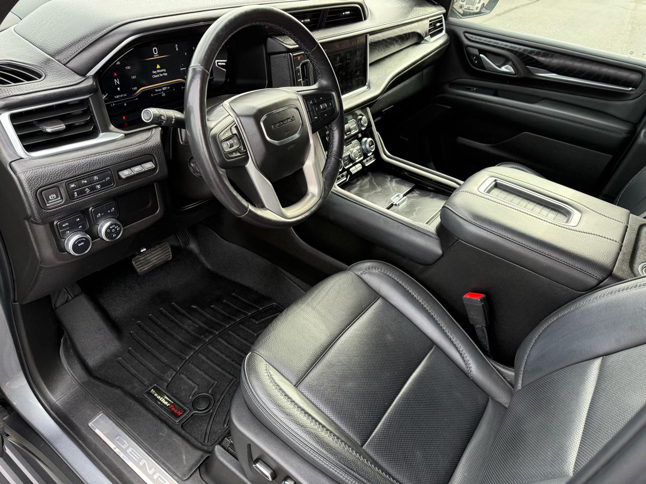 GMC Yukon XL Denali 4WD 2022