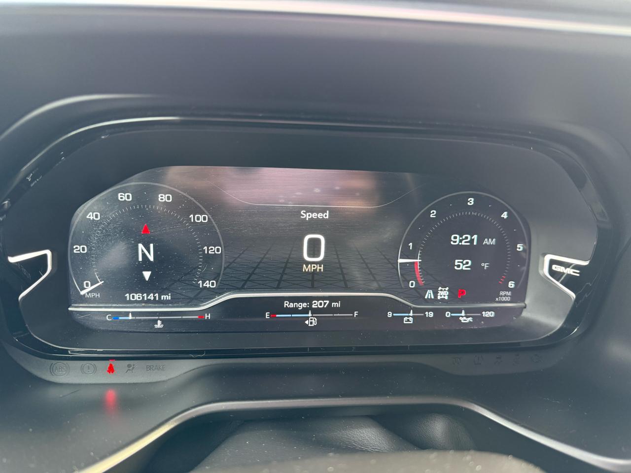 GMC Yukon XL Denali 4WD 2022