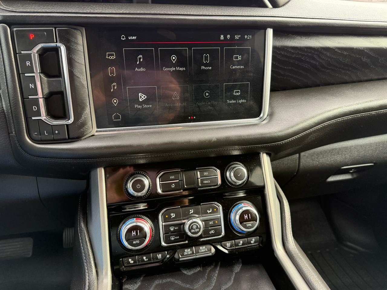 GMC Yukon XL Denali 4WD 2022