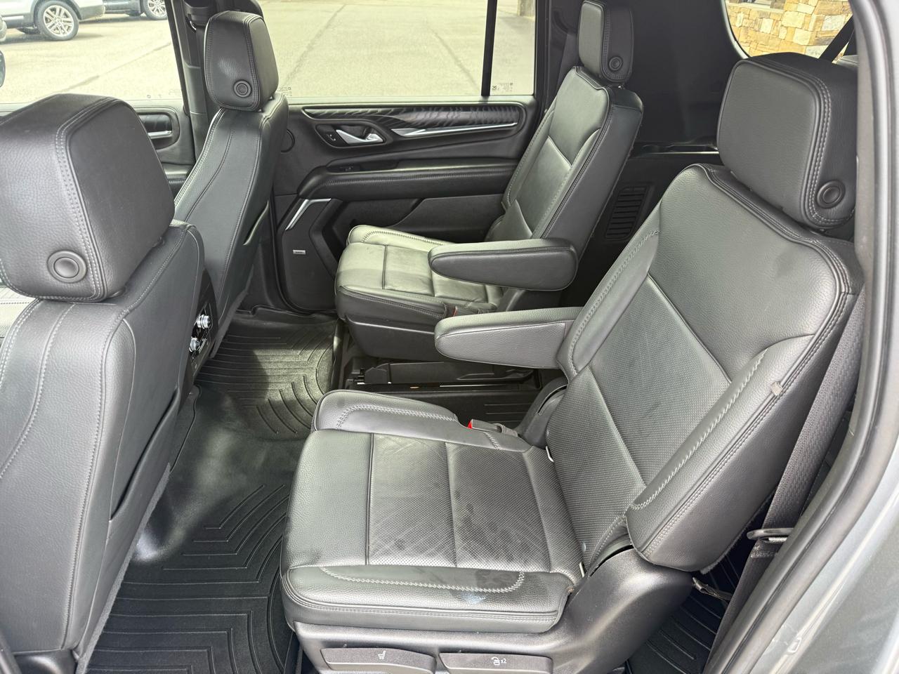 GMC Yukon XL Denali 4WD 2022