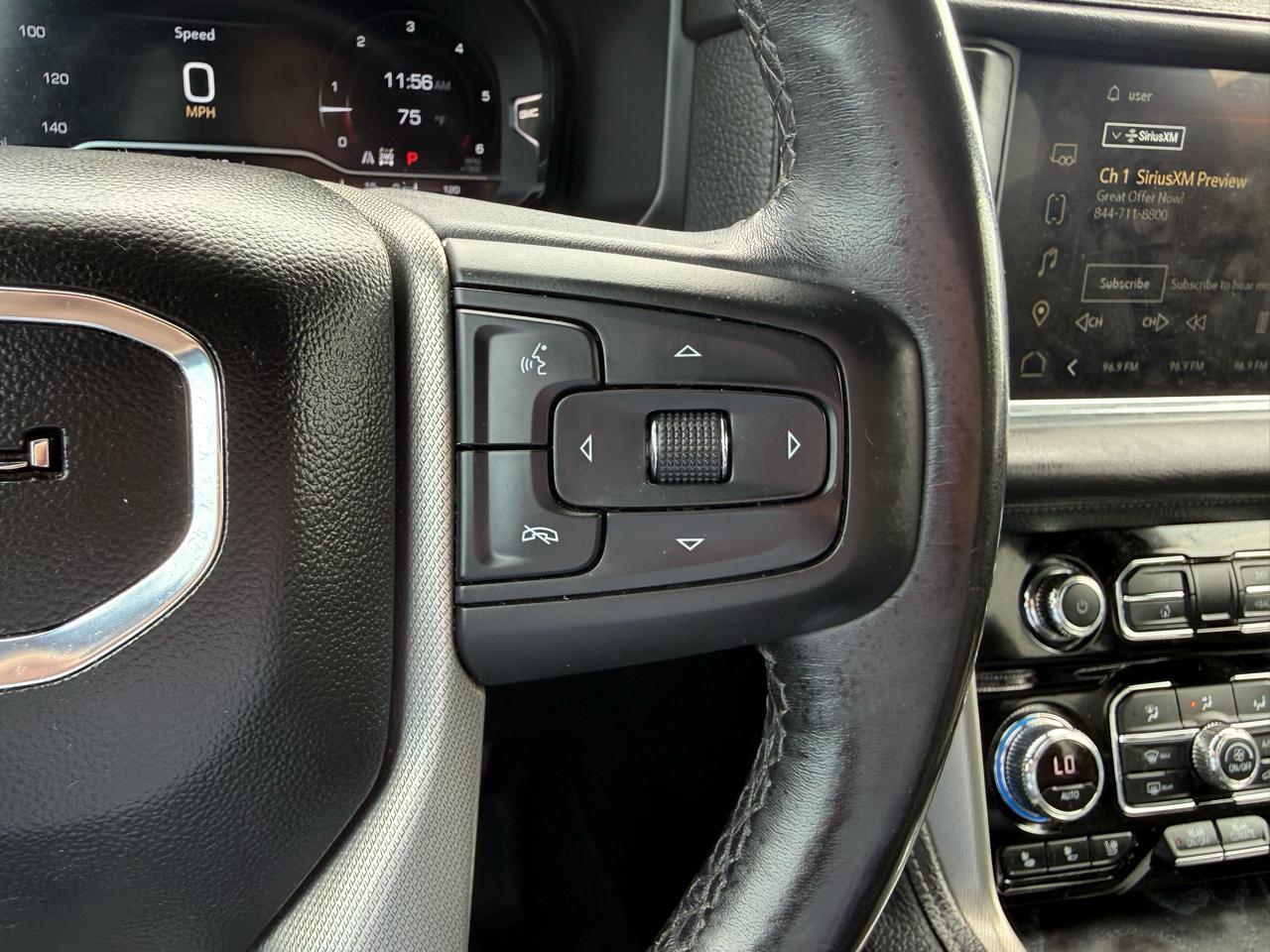 GMC Yukon XL Denali 4WD 2022