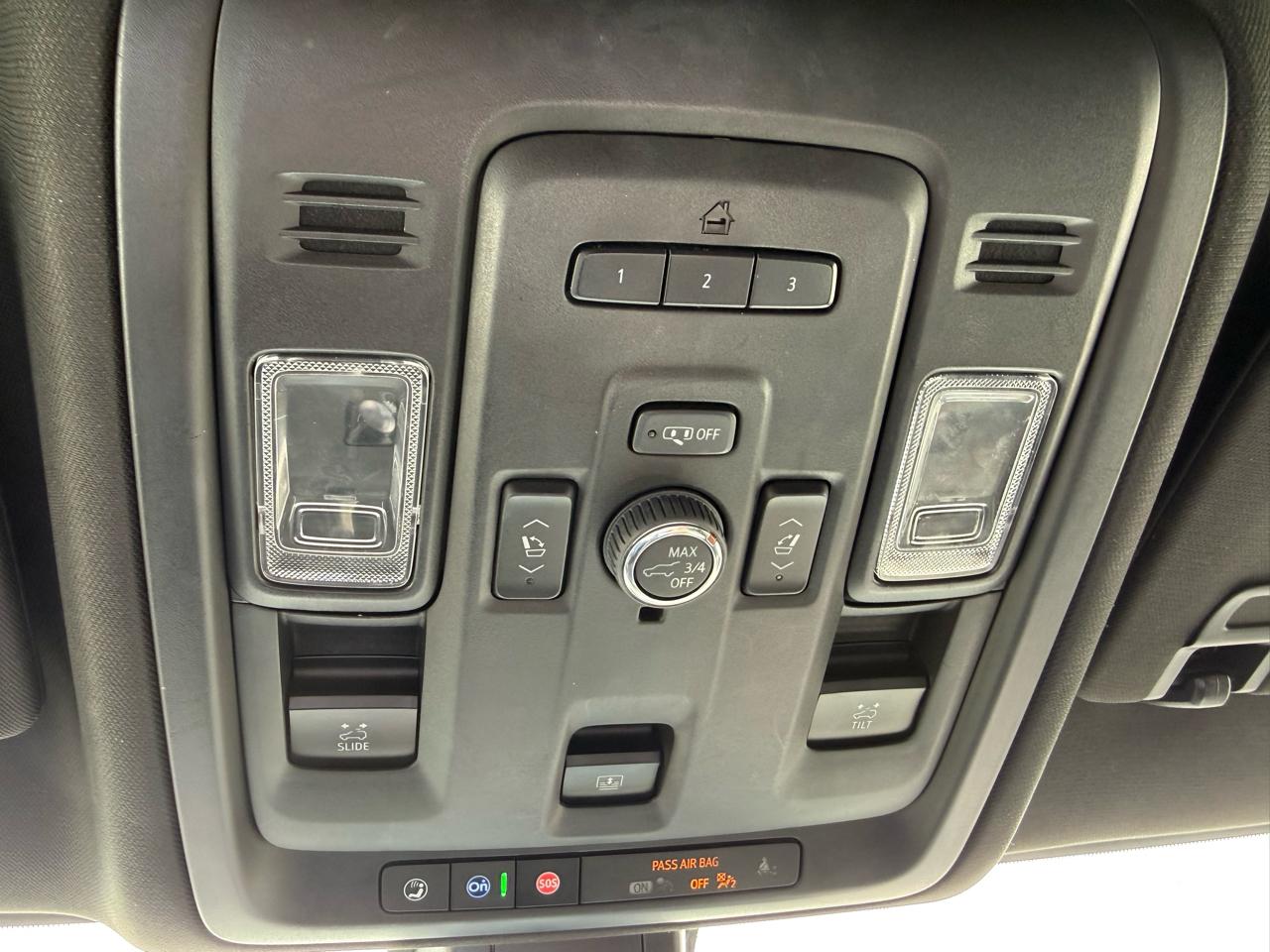 GMC Yukon XL Denali 4WD 2022