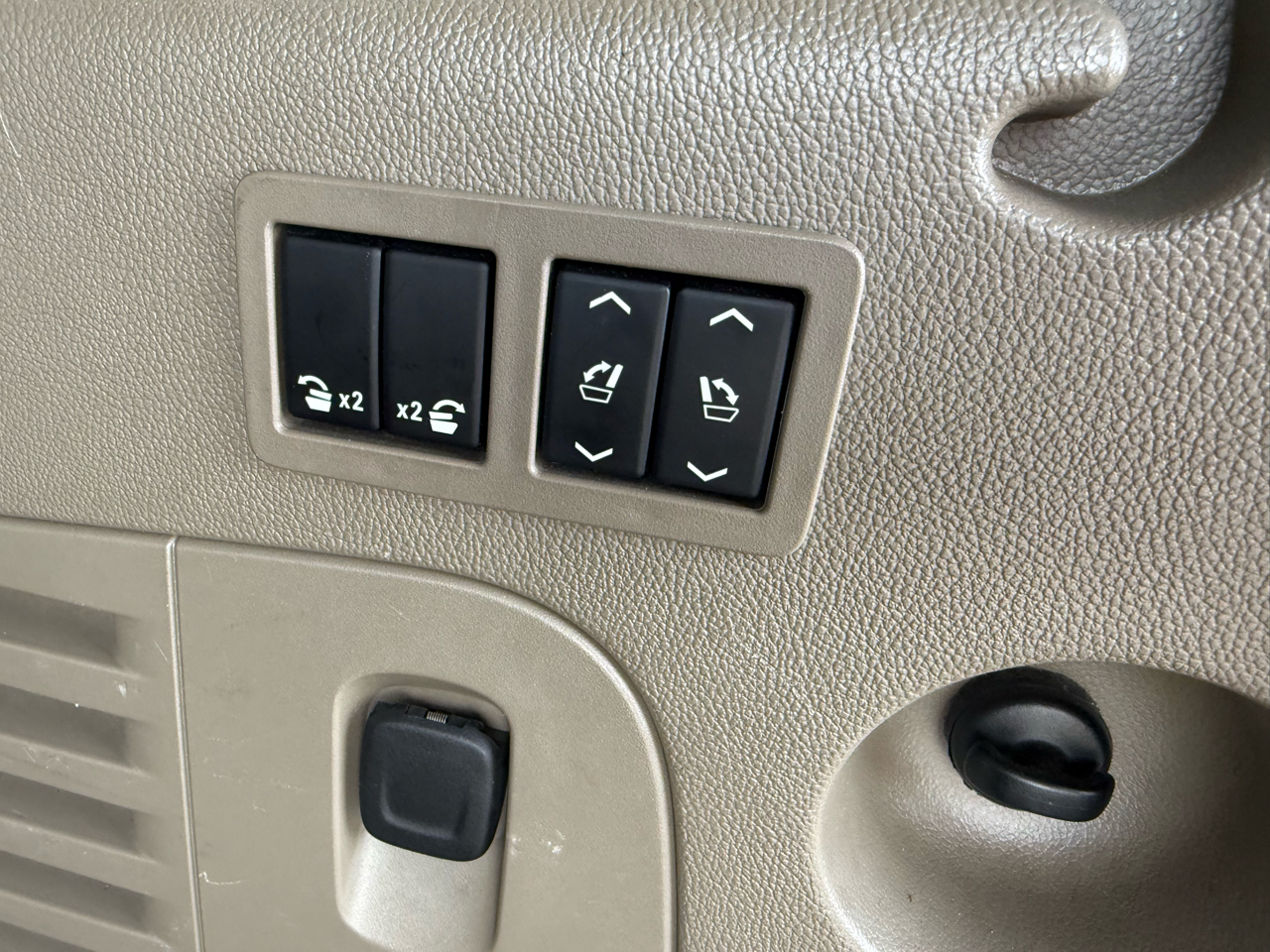 Chevrolet Suburban Premier 2WD 2019