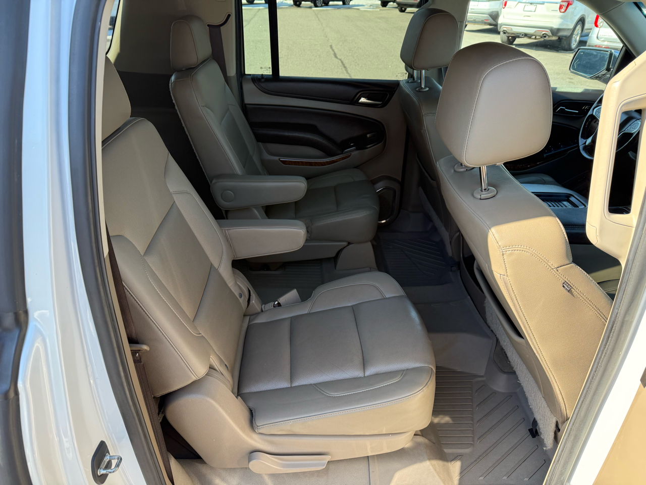 Chevrolet Suburban Premier 2WD 2019