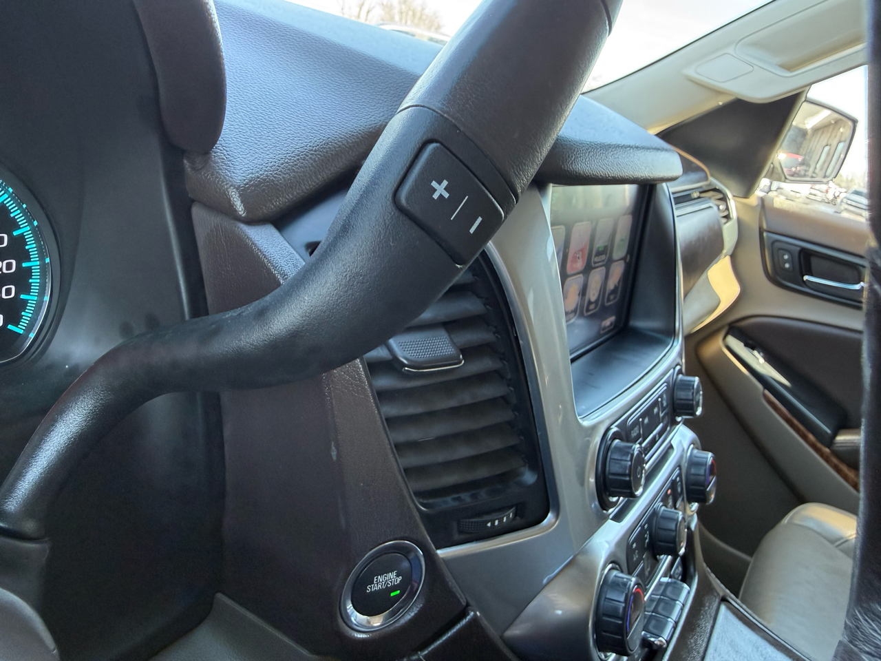 Chevrolet Suburban Premier 2WD 2019