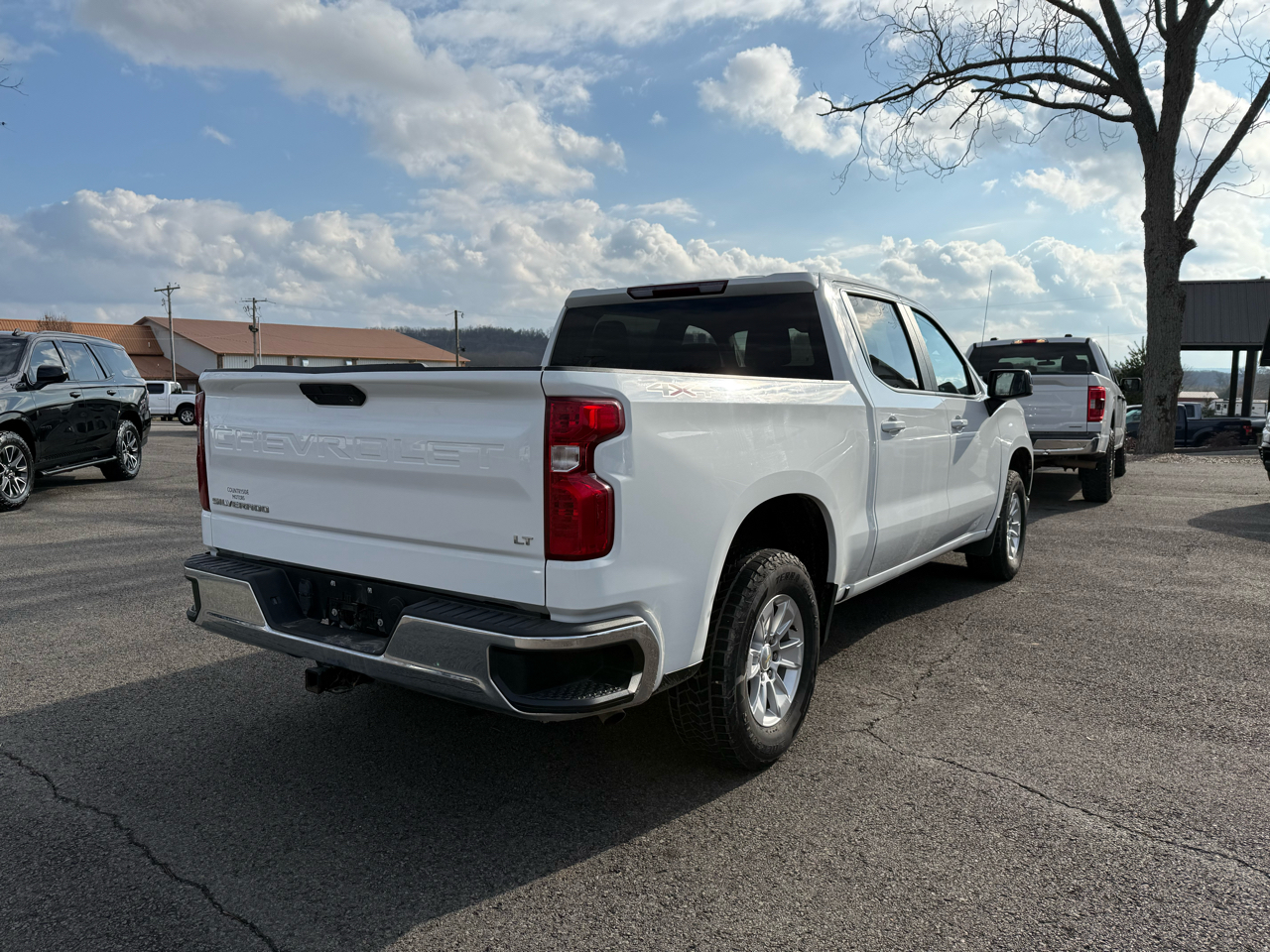 Chevrolet Silverado 1500 LT Crew Cab 4WD 2021
