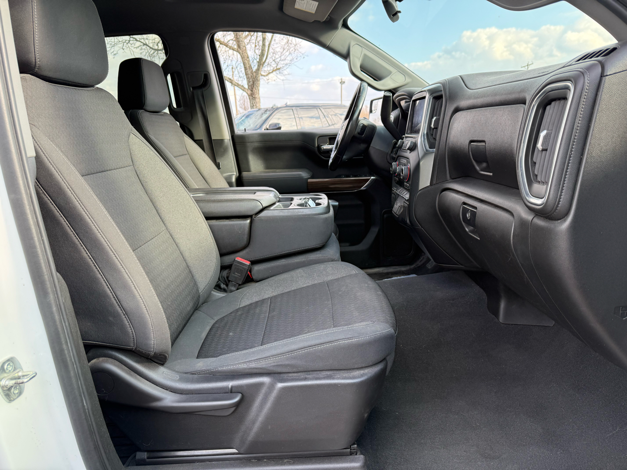 Chevrolet Silverado 1500 LT Crew Cab 4WD 2021