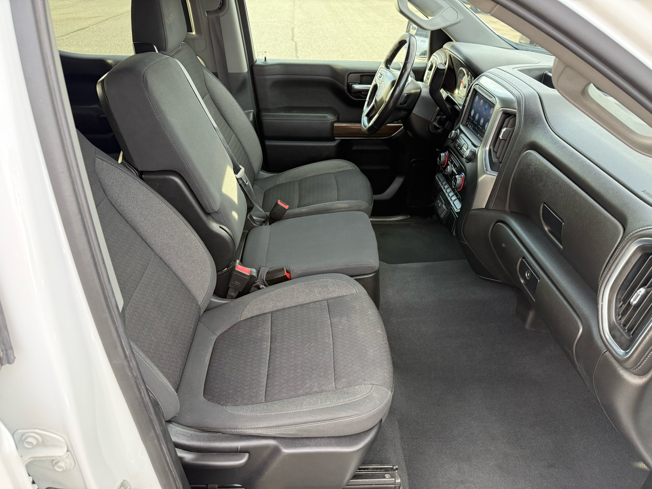 Chevrolet Silverado 1500 LT Crew Cab 4WD 2021