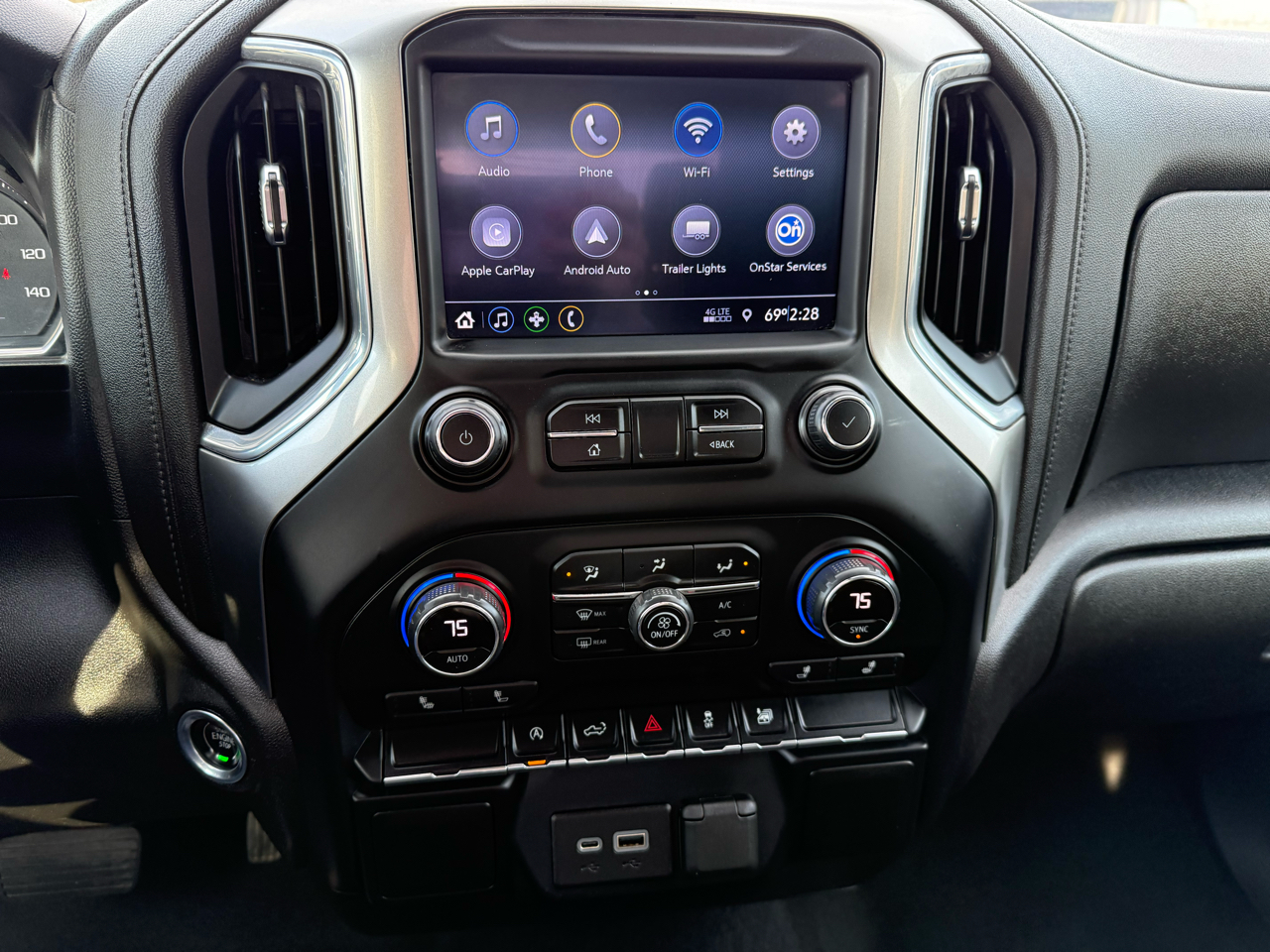 Chevrolet Silverado 1500 LT Crew Cab 4WD 2021