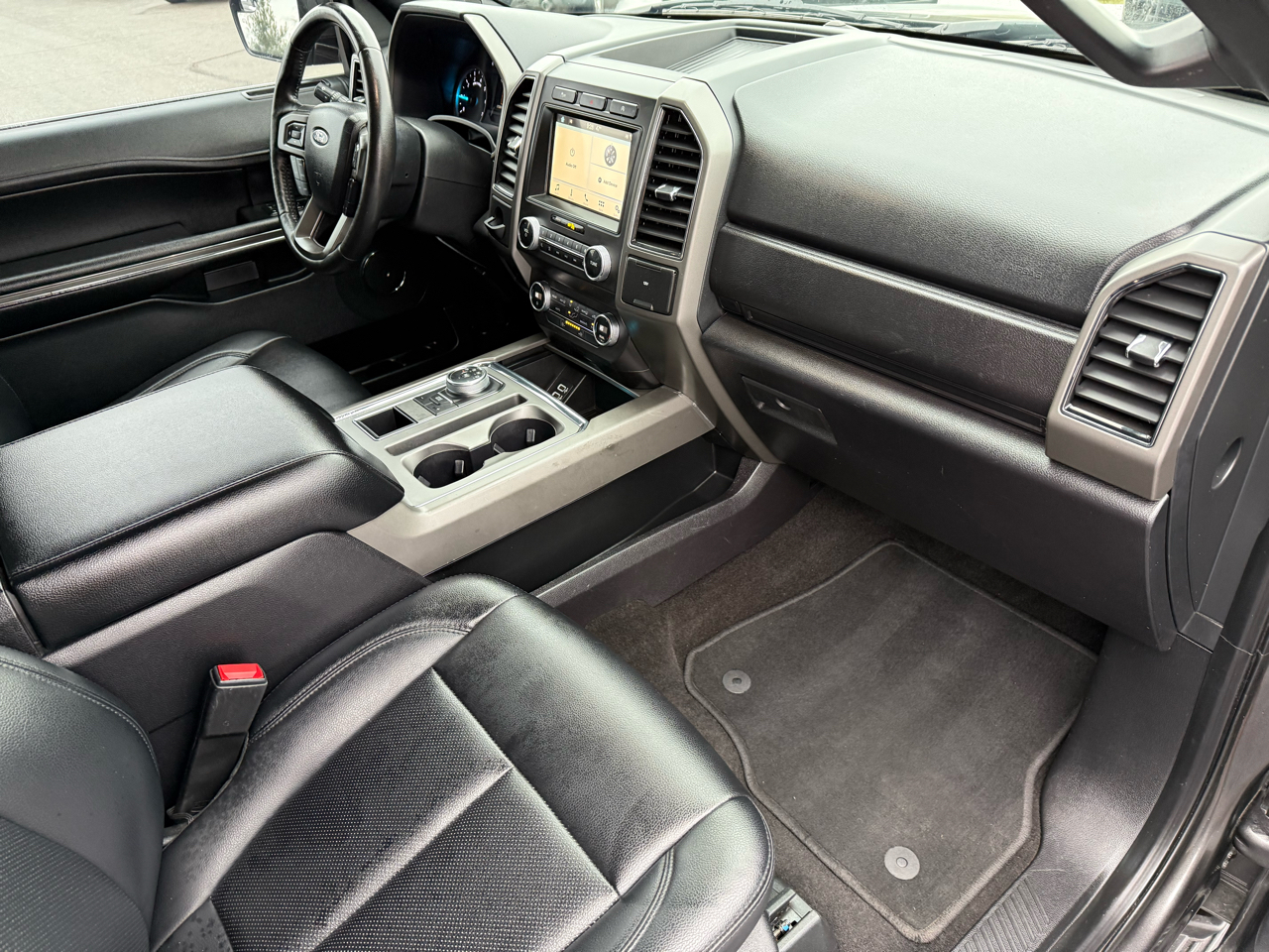 Ford Expedition XLT 2WD 2019