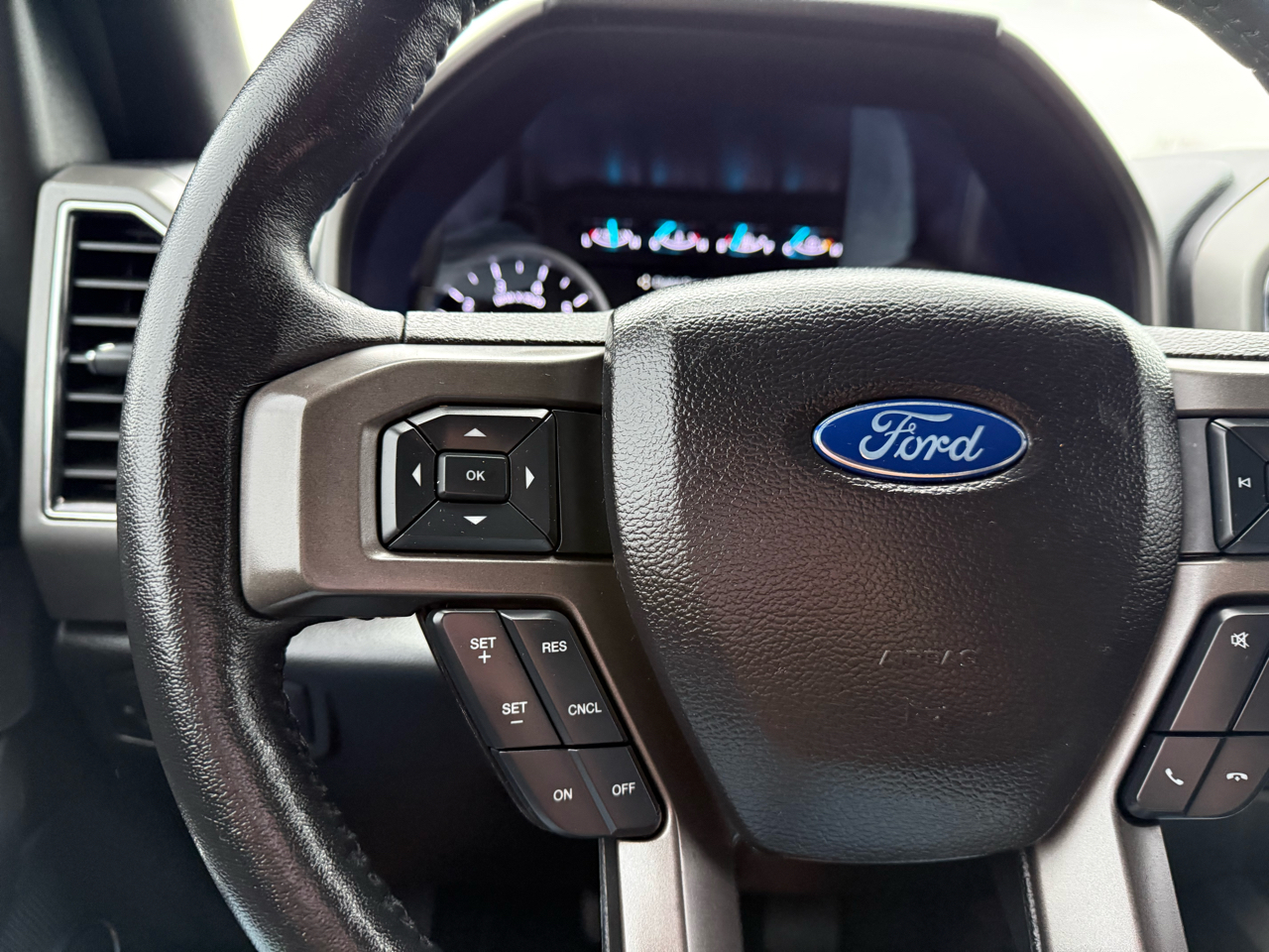 Ford Expedition XLT 2WD 2019