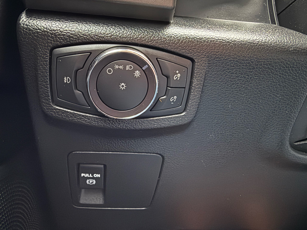 Ford Expedition XLT 2WD 2019