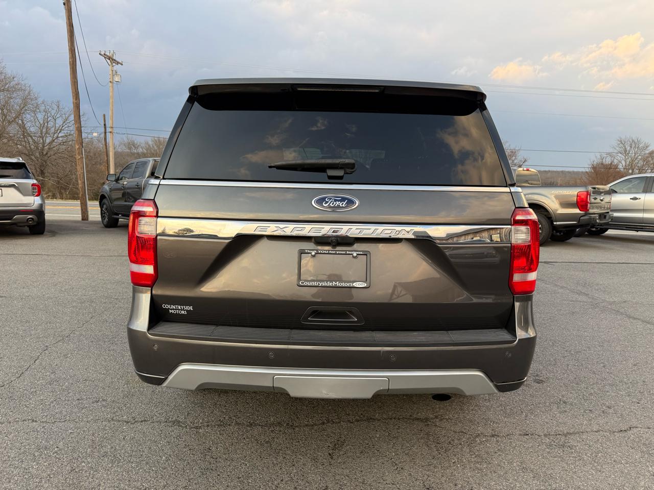 Ford Expedition XLT 2WD 2019