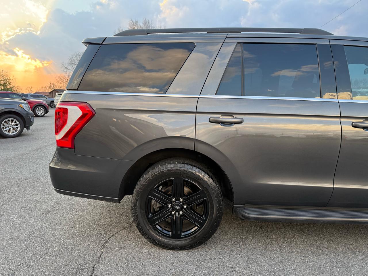 Ford Expedition XLT 2WD 2019