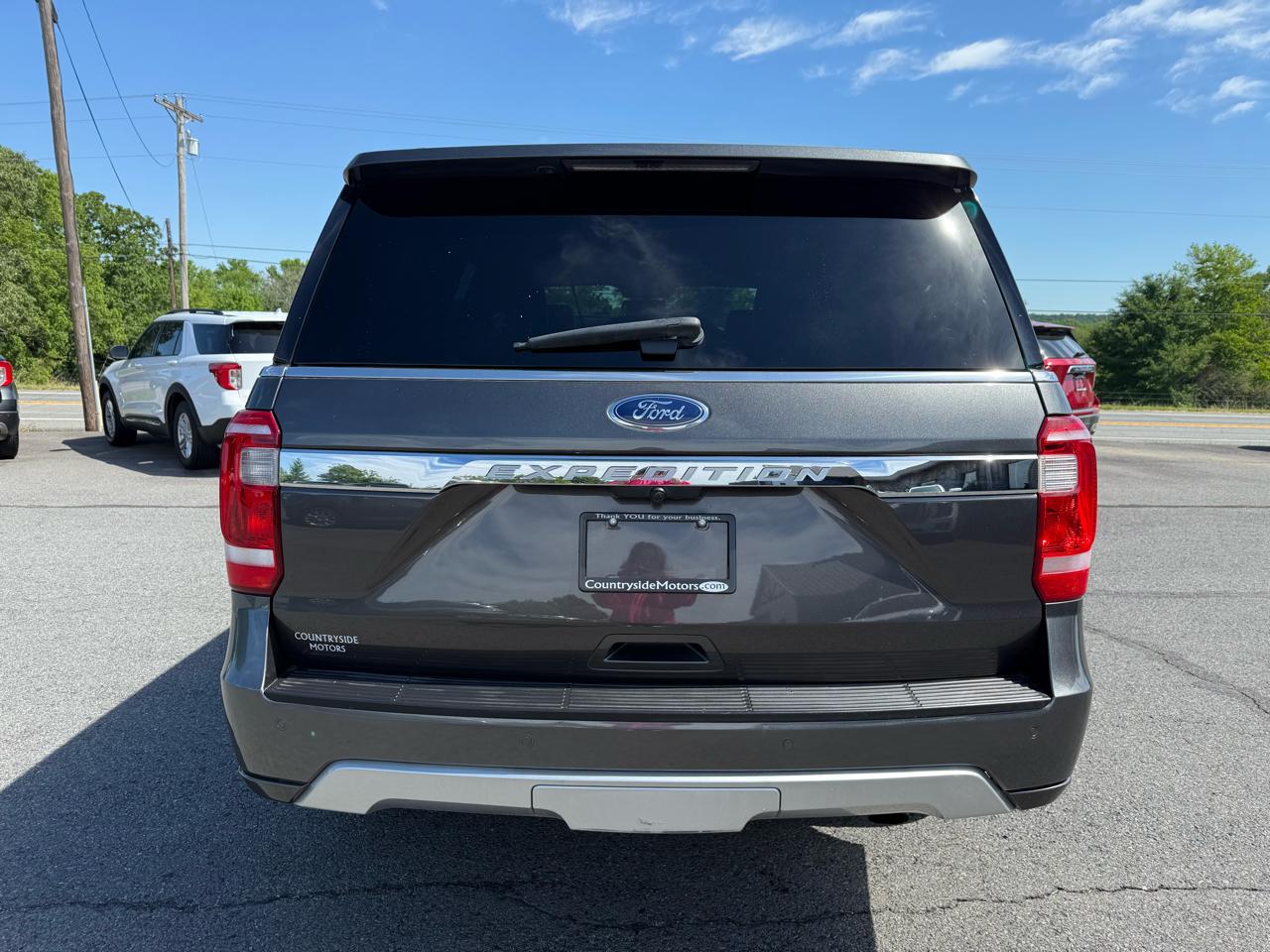 Ford Expedition XLT 2WD 2019