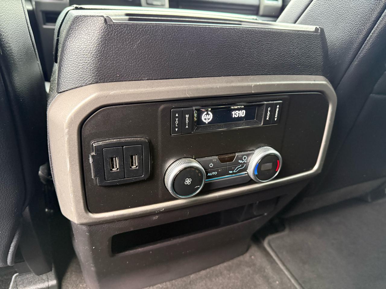 Ford Expedition XLT 2WD 2019