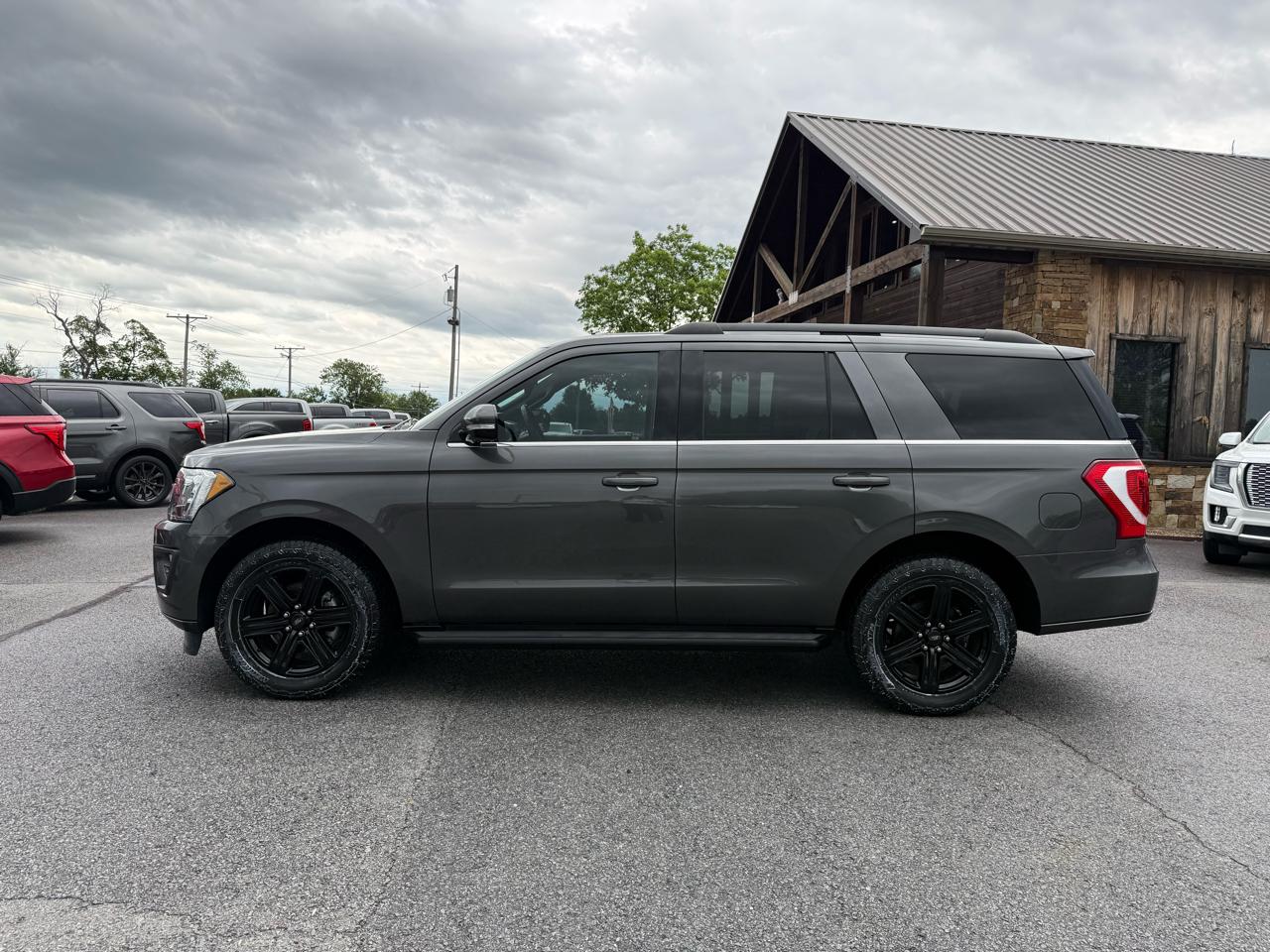 Ford Expedition XLT 2WD 2019