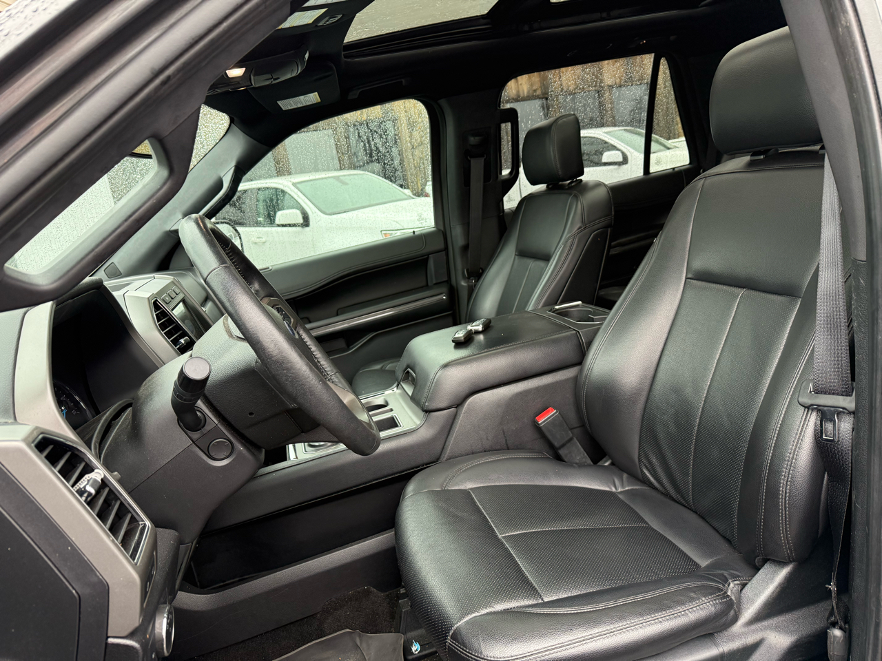 Ford Expedition XLT 2020