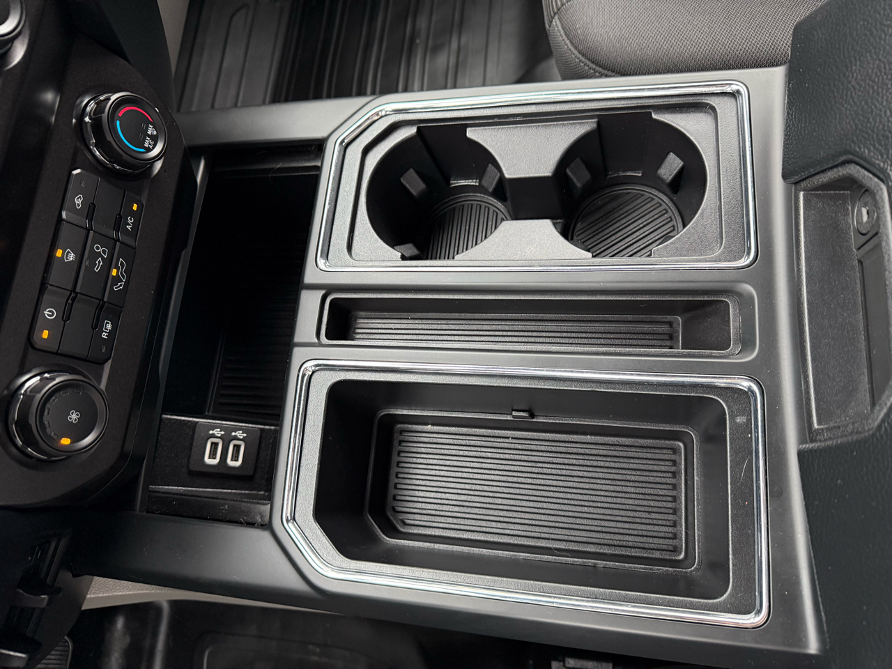 Ford F-150 XLT SuperCrew 4WD 2020