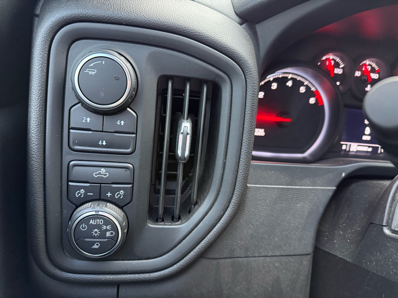 Chevrolet Silverado 2500HD Work Truck 4WD 2022