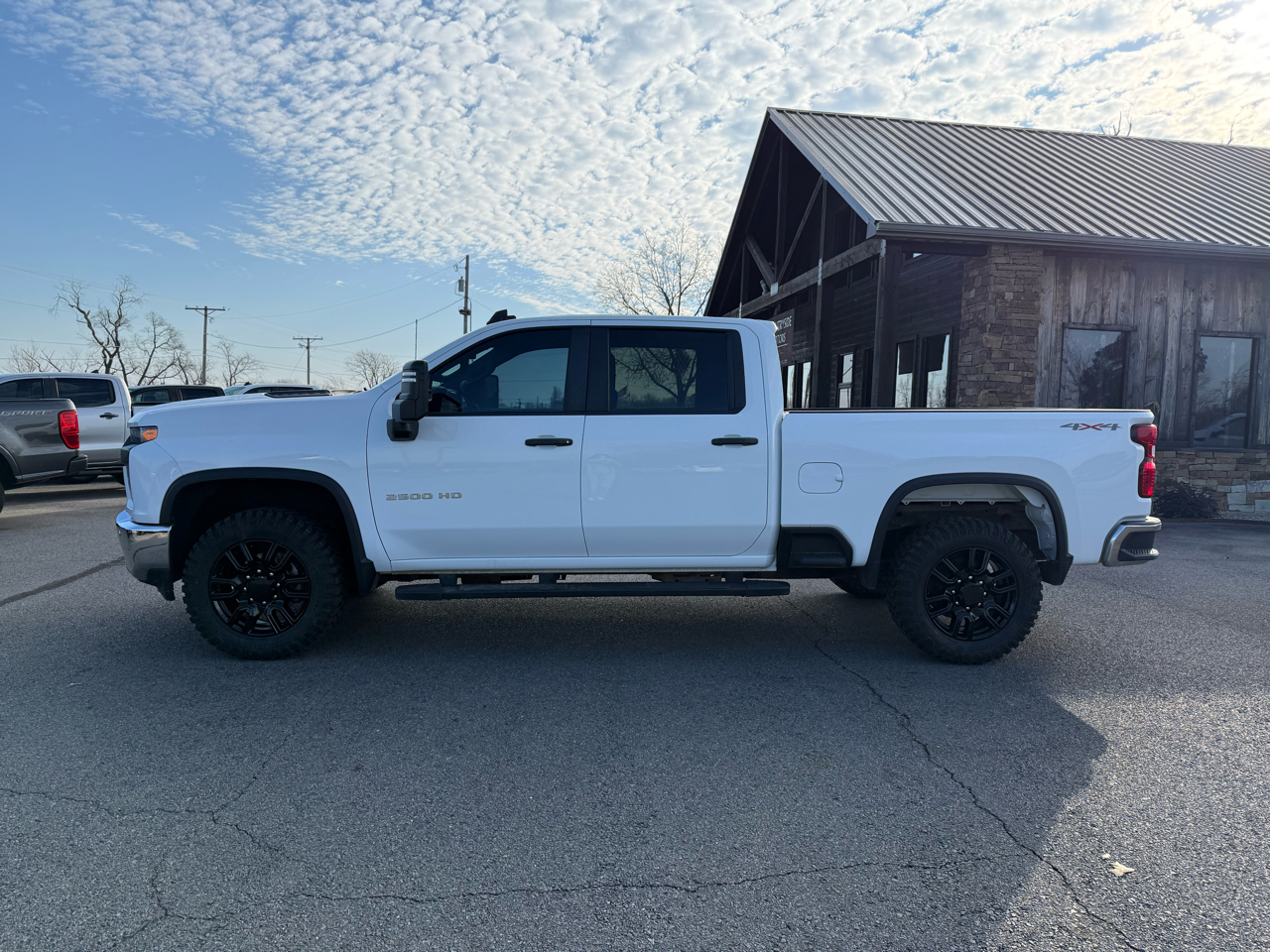 Chevrolet Silverado 2500HD Work Truck Crew Cab 4WD 2022
