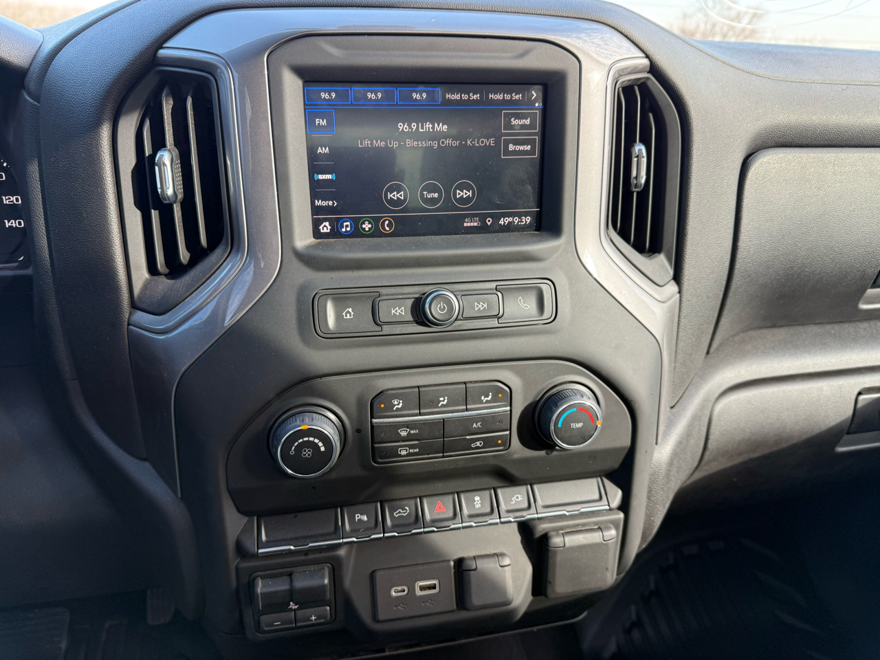 Chevrolet Silverado 2500HD Work Truck Crew Cab 4WD 2022