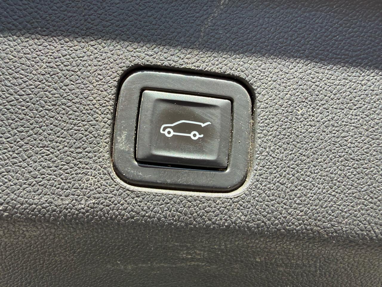 GMC Yukon XL AT4 2021