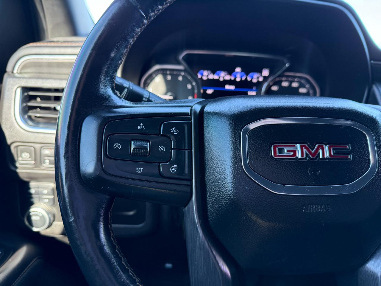 GMC Yukon XL AT4 2021