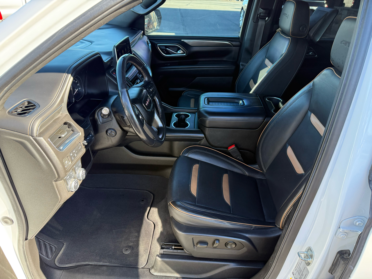 GMC Yukon XL AT4 2021