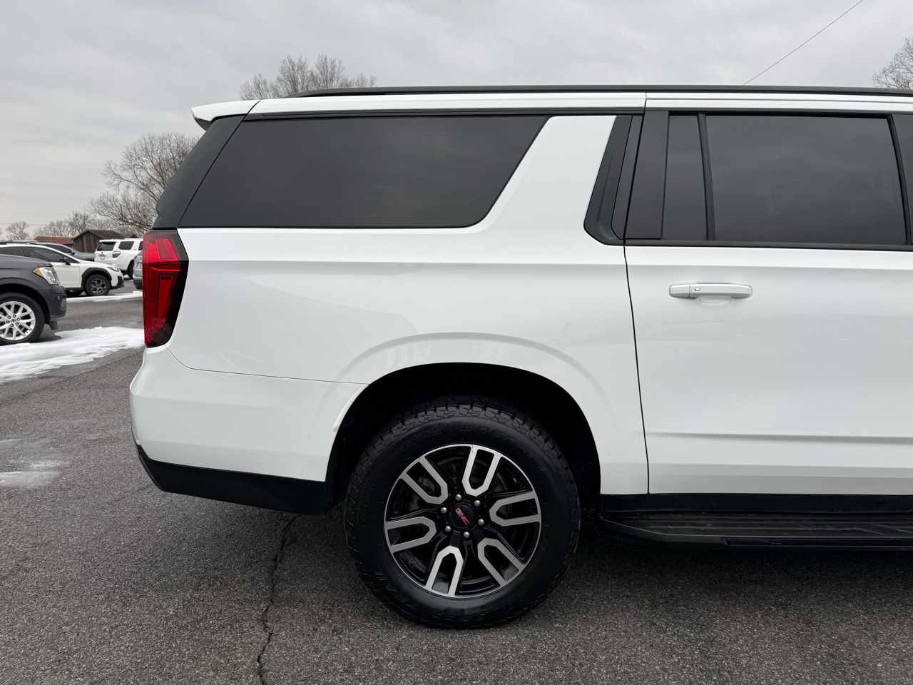 GMC Yukon XL AT4 2021