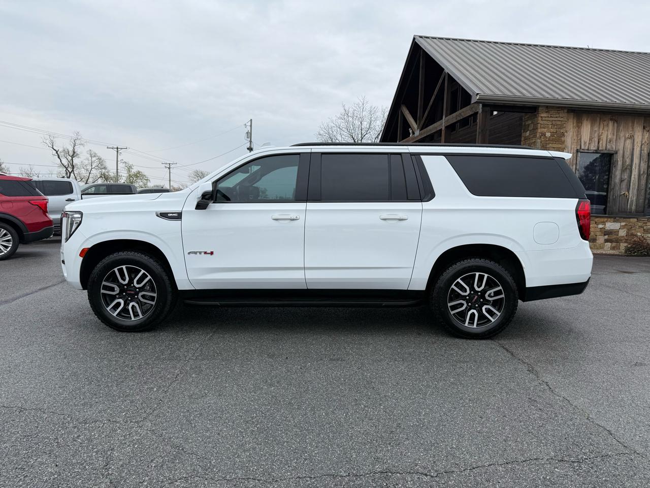 GMC Yukon XL AT4 2021