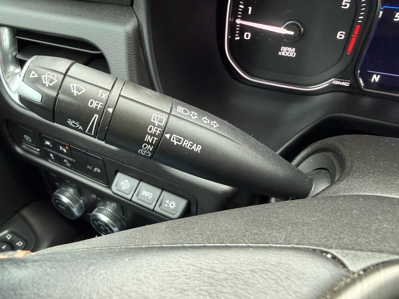 GMC Yukon XL AT4 2021