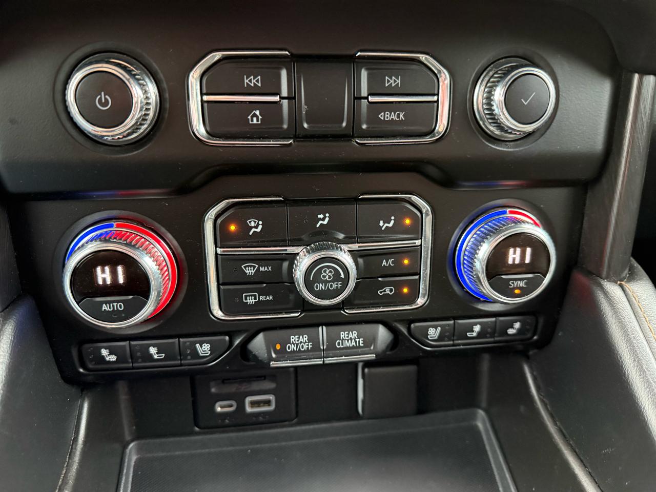 GMC Yukon XL AT4 2021