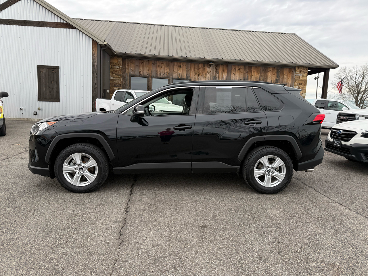 Toyota RAV4 XLE 2019