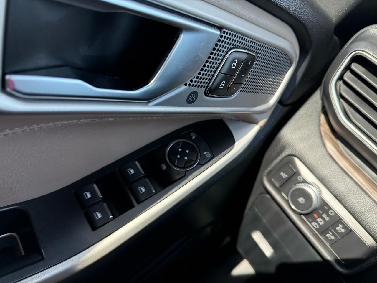 Ford Explorer Limited 2020