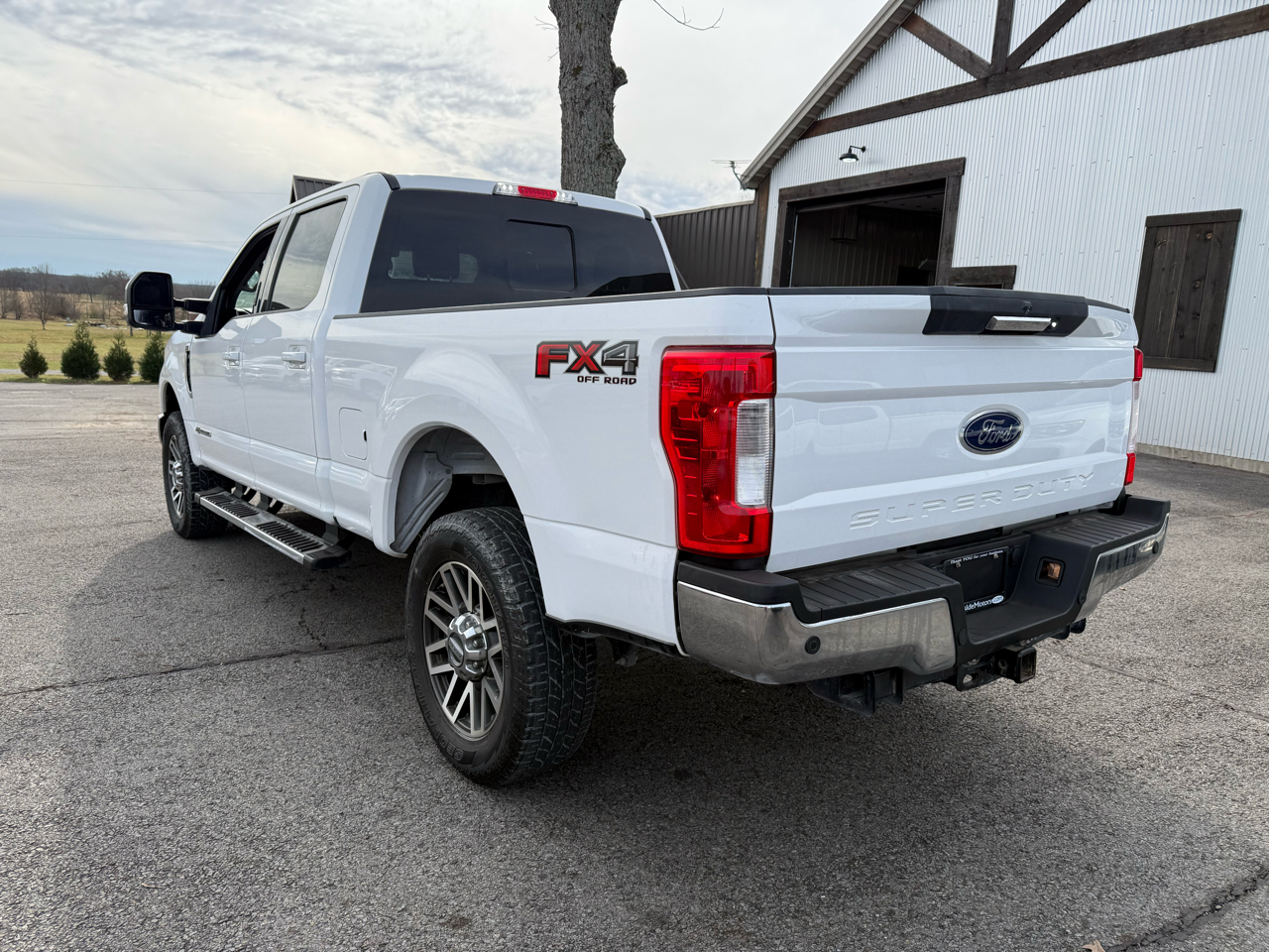 Ford F-250 SD Lariat Crew Cab 4WD 2019