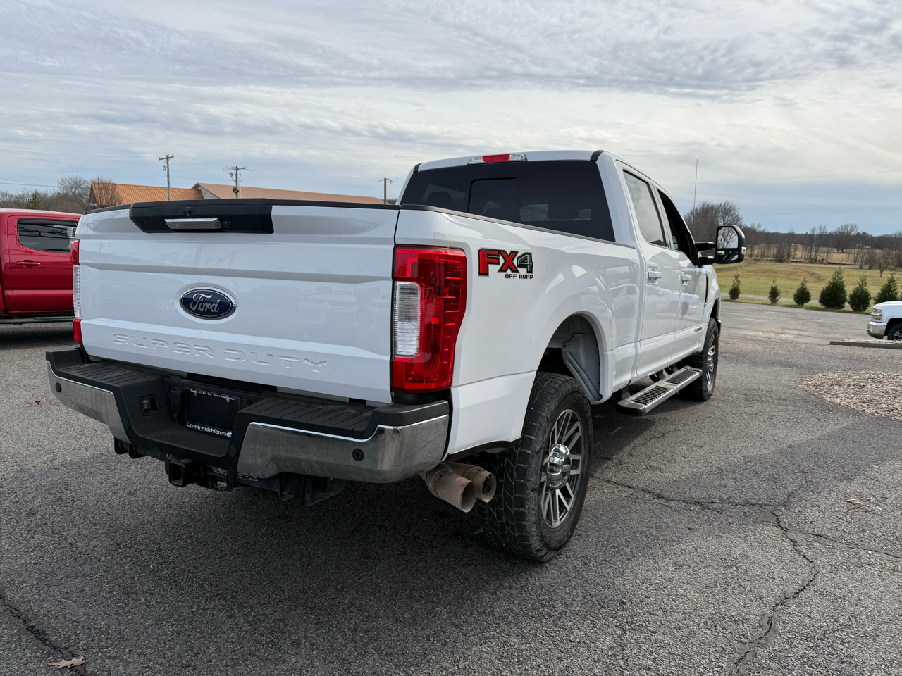 Ford F-250 SD Lariat Crew Cab 4WD 2019