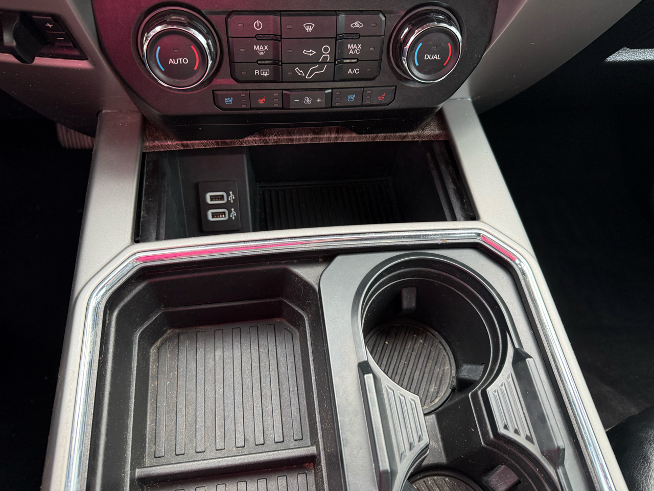 Ford F-250 SD Lariat Crew Cab 4WD 2019