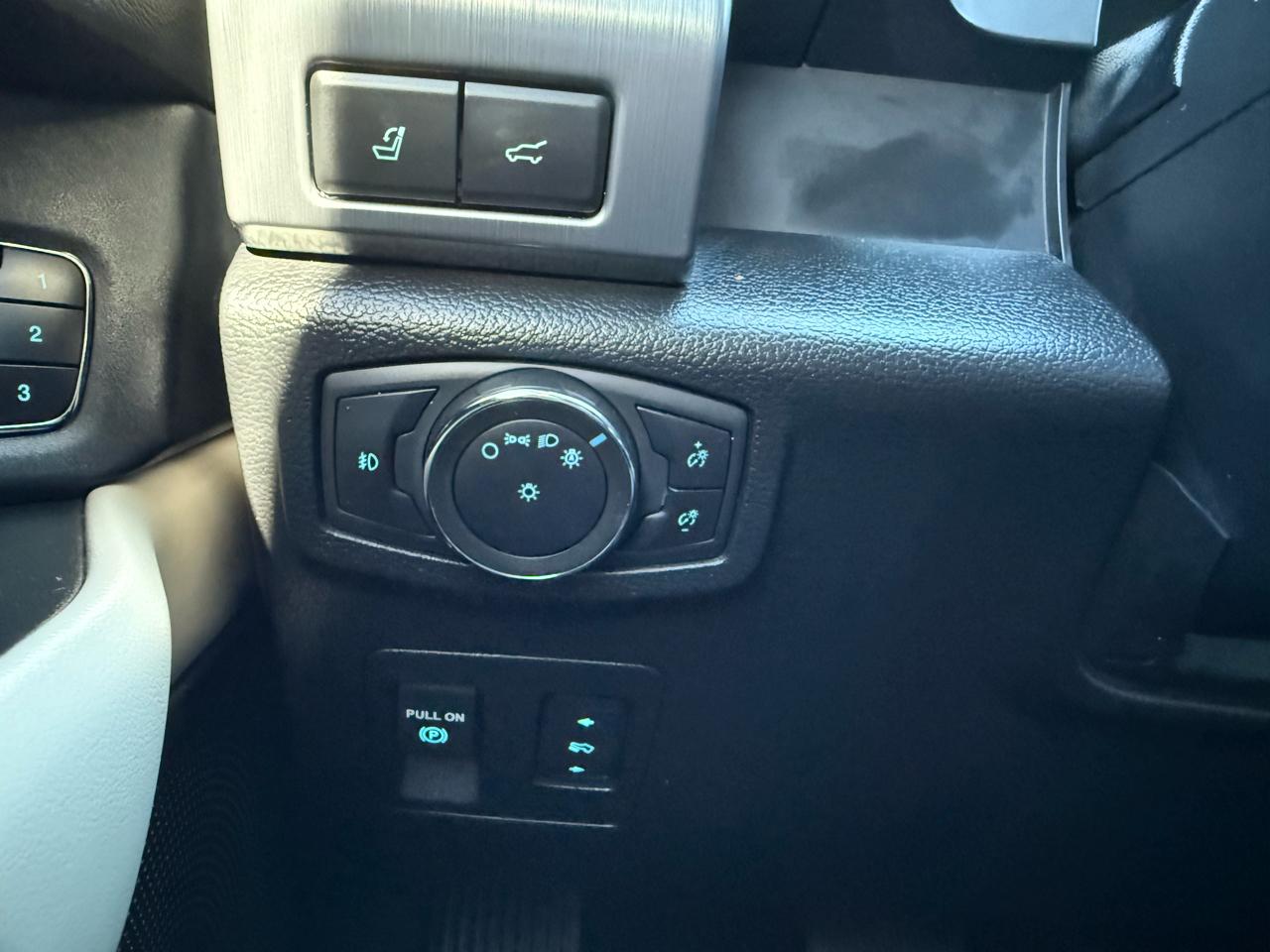 Ford Expedition Platinum 4WD 2019