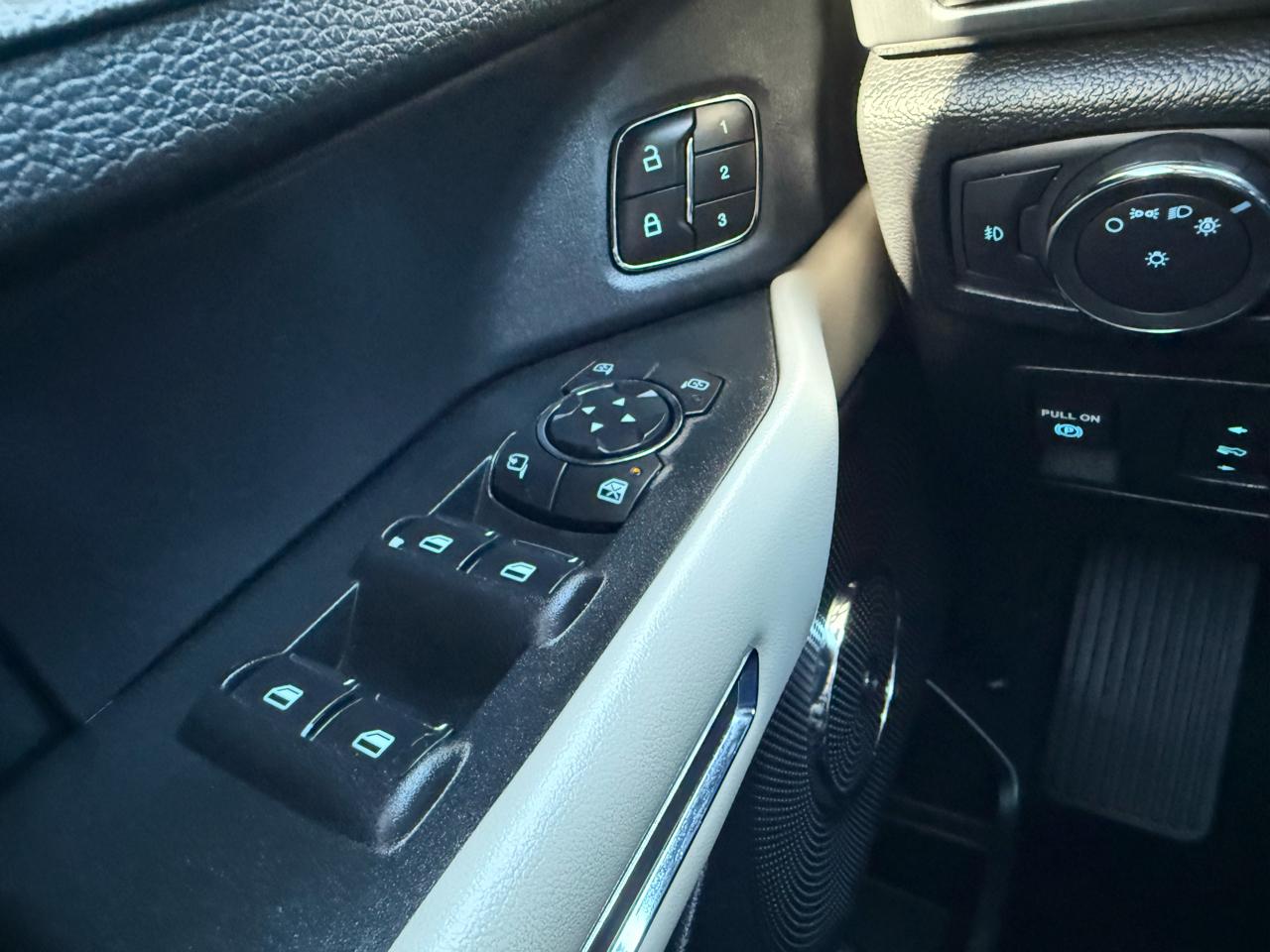 Ford Expedition Platinum 4WD 2019