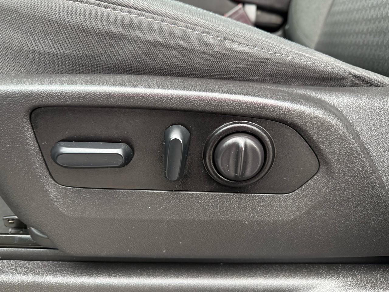 Chevrolet Silverado 2500HD Custom Crew Cab Long Box 4WD 2022