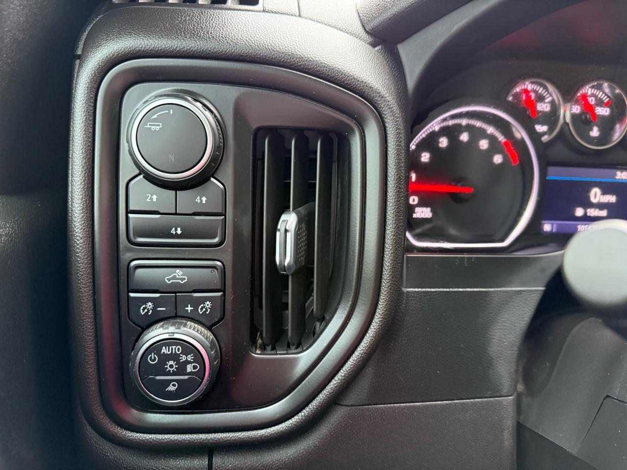 Chevrolet Silverado 2500HD Custom Crew Cab Long Box 4WD 2022