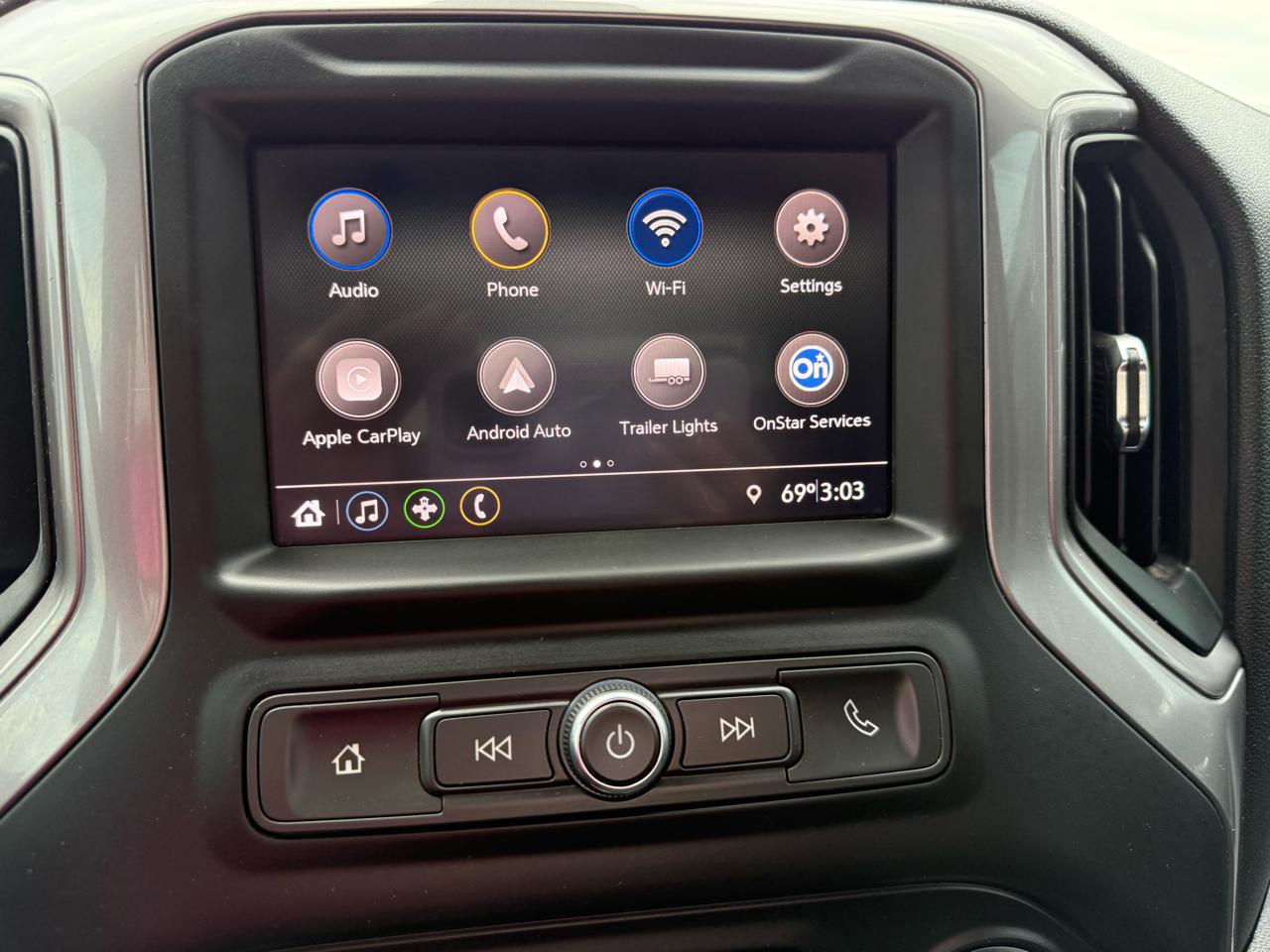 Chevrolet Silverado 2500HD Custom Crew Cab Long Box 4WD 2022