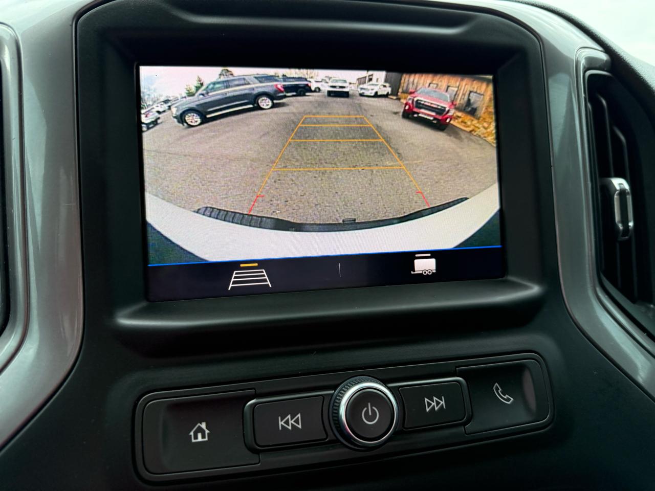 Chevrolet Silverado 2500HD Custom Crew Cab Long Box 4WD 2022