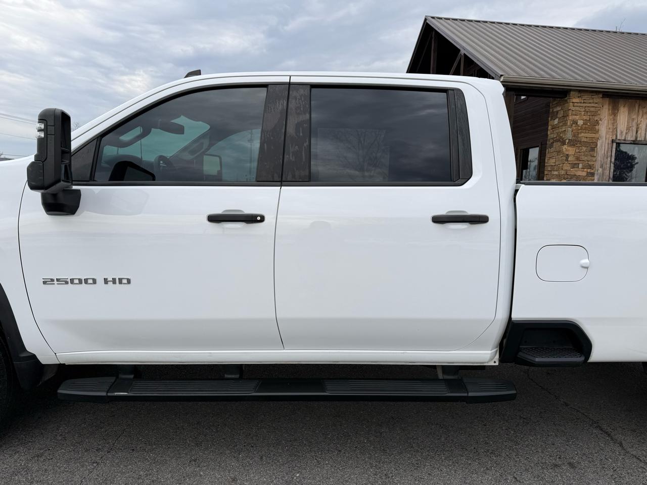 Chevrolet Silverado 2500HD Custom Crew Cab Long Box 4WD 2022